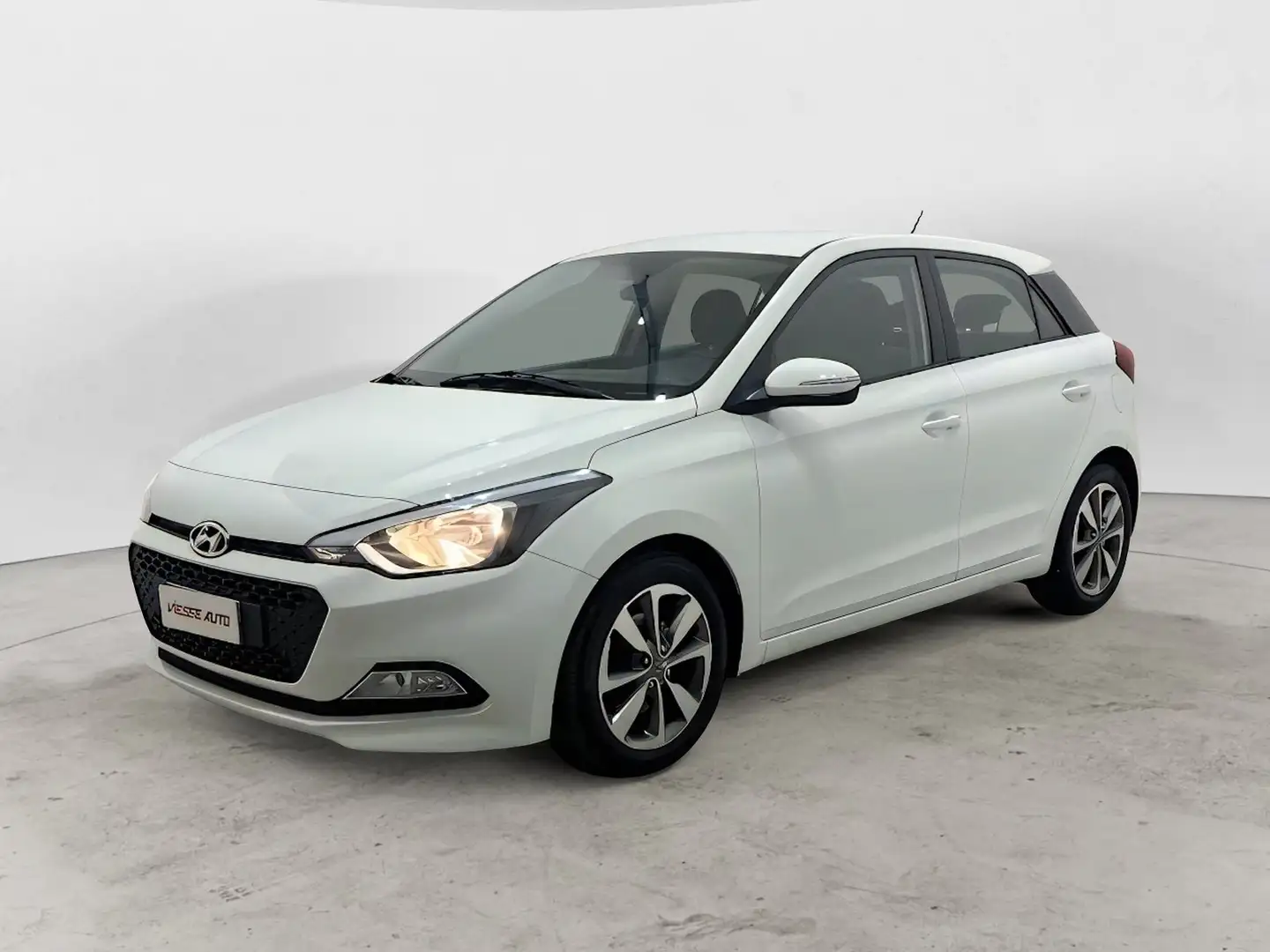 Hyundai i20 i20 II 2015 5p 1.1 crdi  75cv Bianco - 1