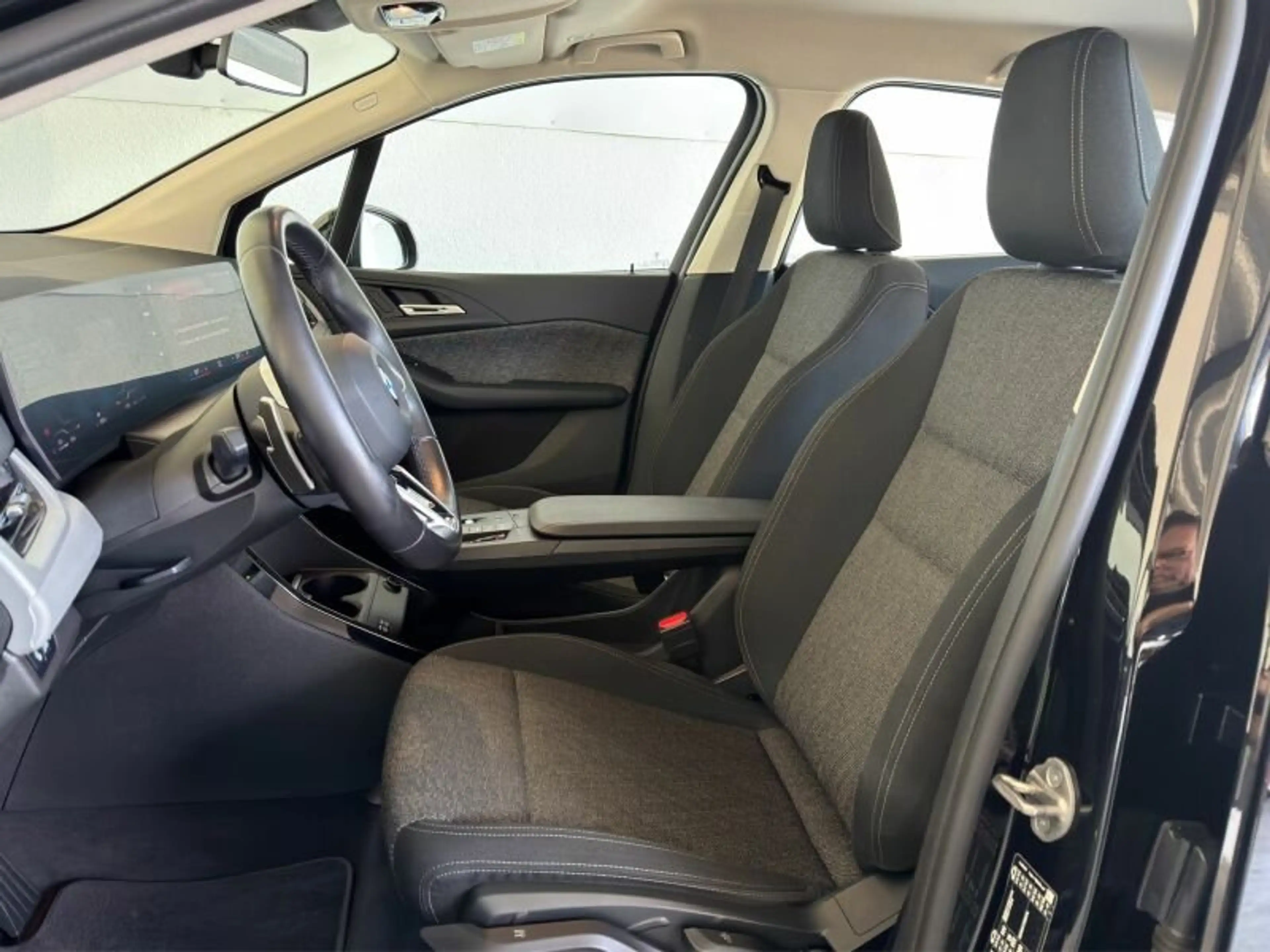BMW 220 i Active Tourer Navi/LED/RFK/SHZ/Apple — photo 8
