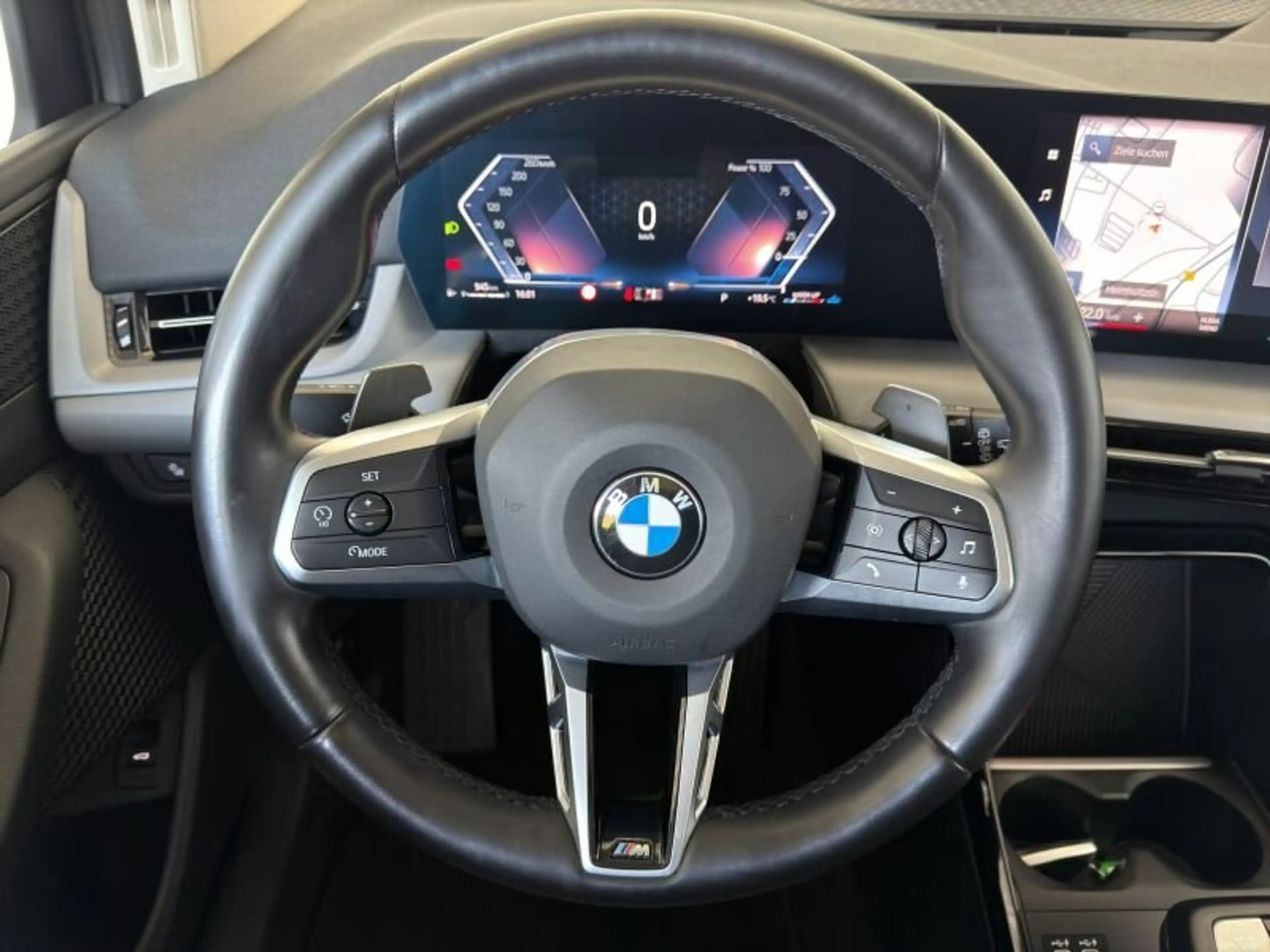 BMW 220 i Active Tourer Navi/LED/RFK/SHZ/Apple — photo 11