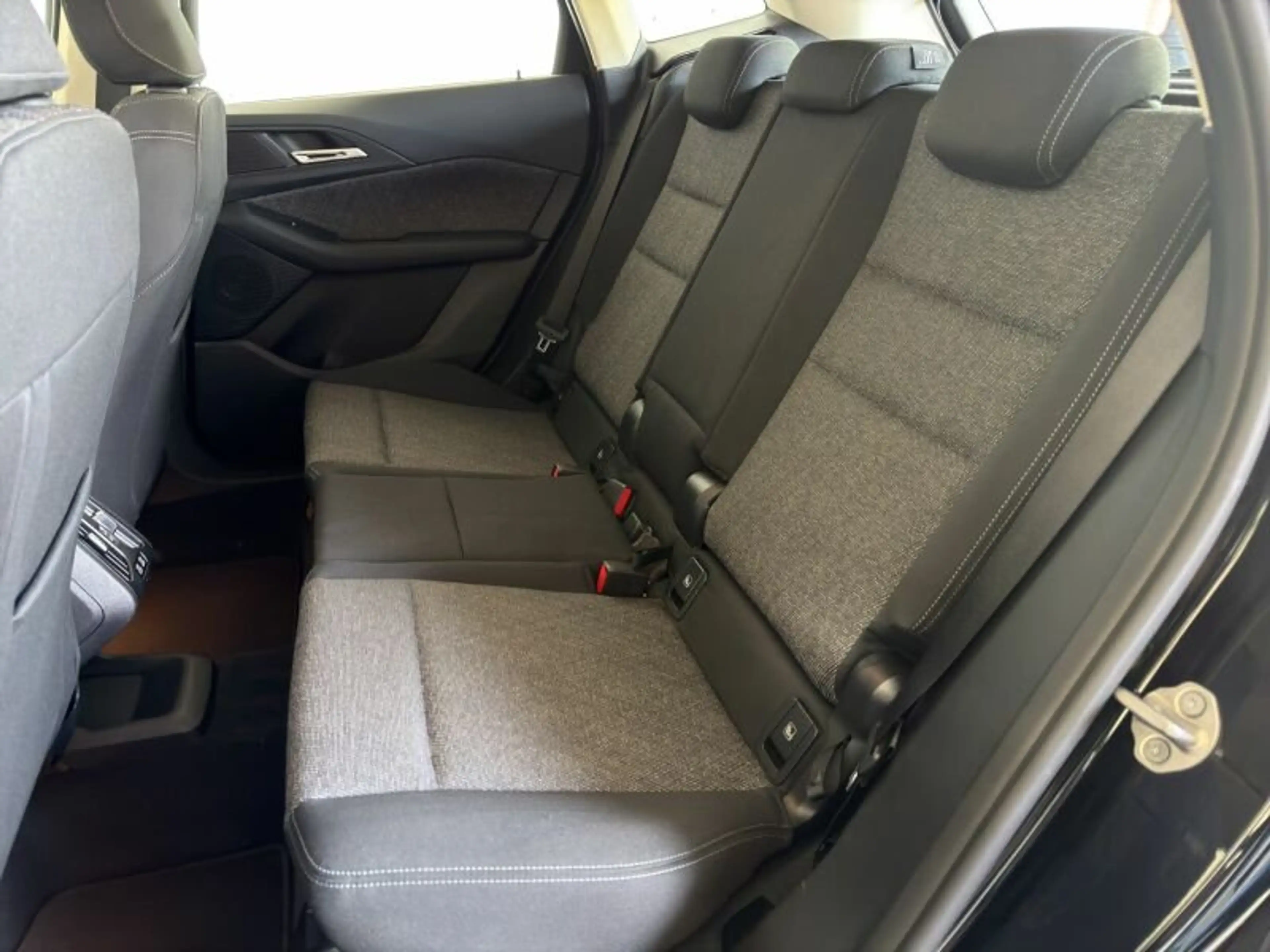 BMW 220 i Active Tourer Navi/LED/RFK/SHZ/Apple — photo 9