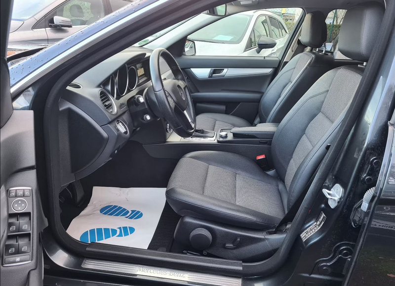 Mercedes-Benz C 200 T CGI Avantgarde Automatrik 7G-T 1.HAND — photo 5