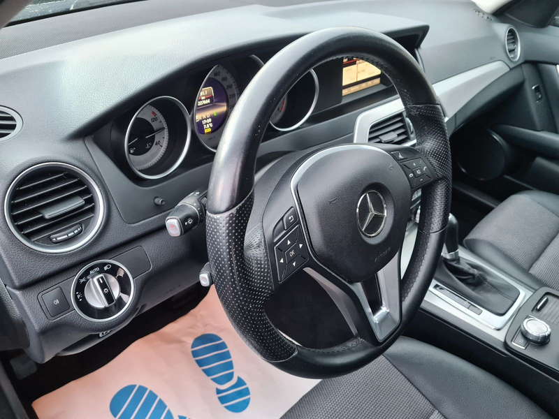 Mercedes-Benz C 200 T CGI Avantgarde Automatrik 7G-T 1.HAND — photo 7