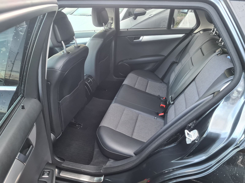 Mercedes-Benz C 200 T CGI Avantgarde Automatrik 7G-T 1.HAND — photo 15
