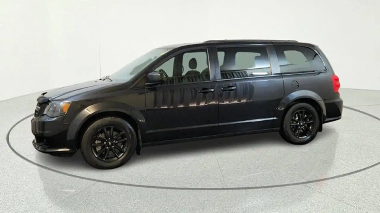 Dodge Grand Caravan снимка Dodge Grand Caravan