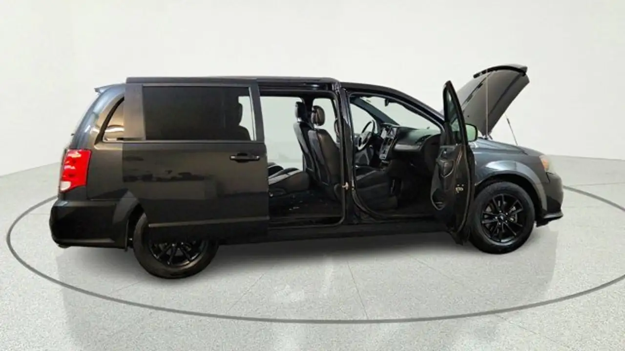 Dodge Grand Caravan снимка Dodge Grand Caravan