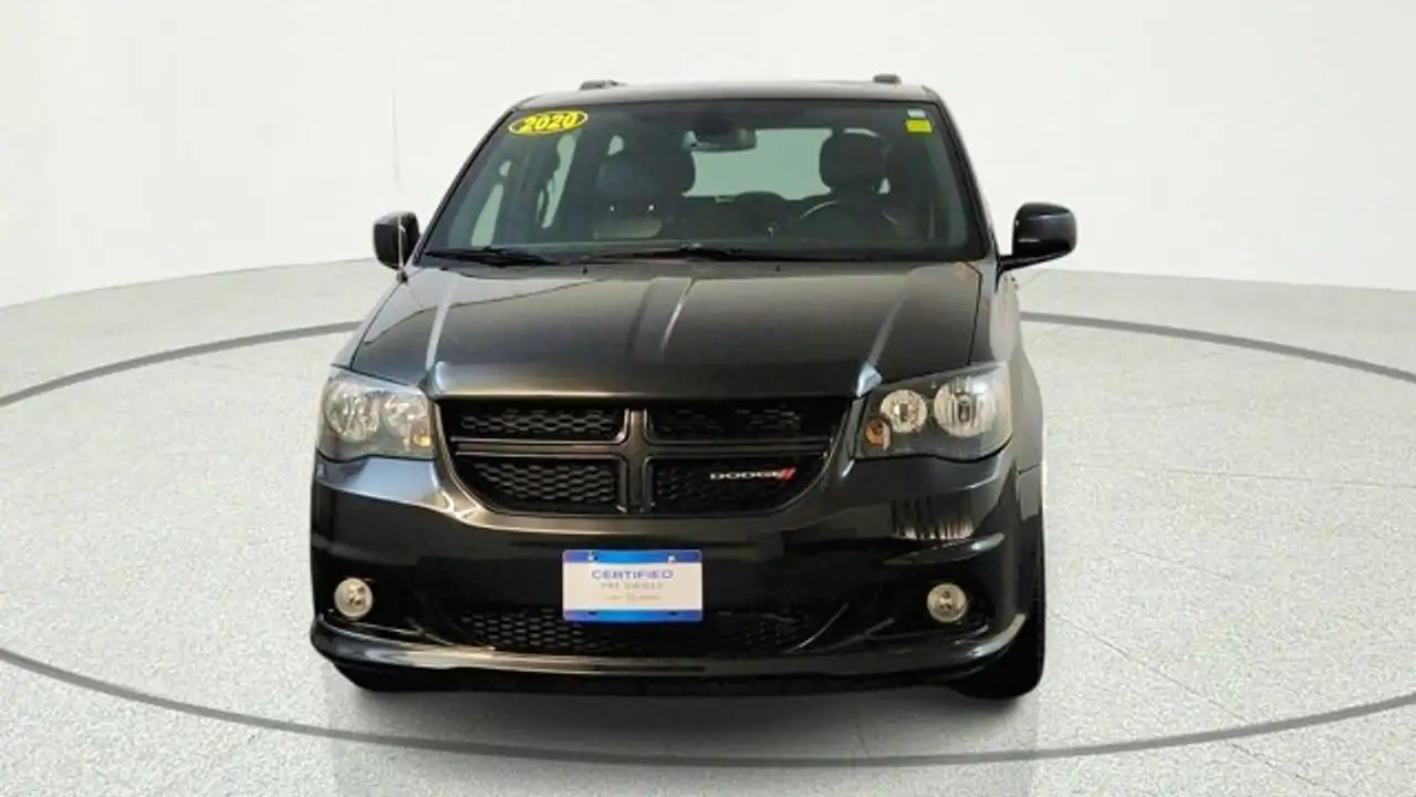 Dodge Grand Caravan снимка Dodge Grand Caravan