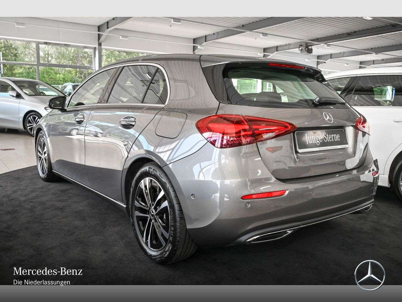 Mercedes-Benz A 180
