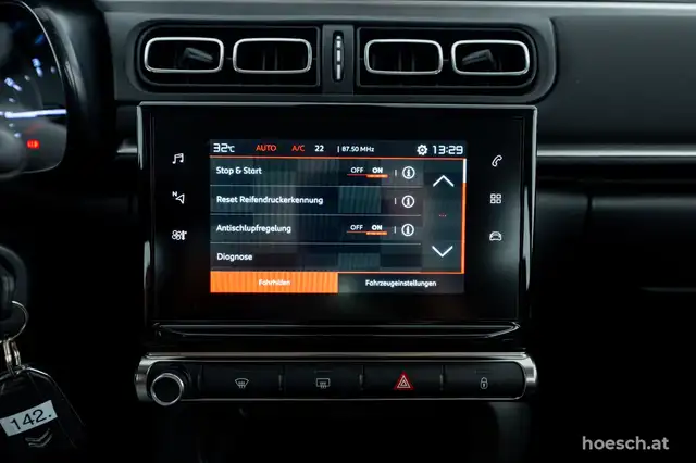 Citroen C3 view 11