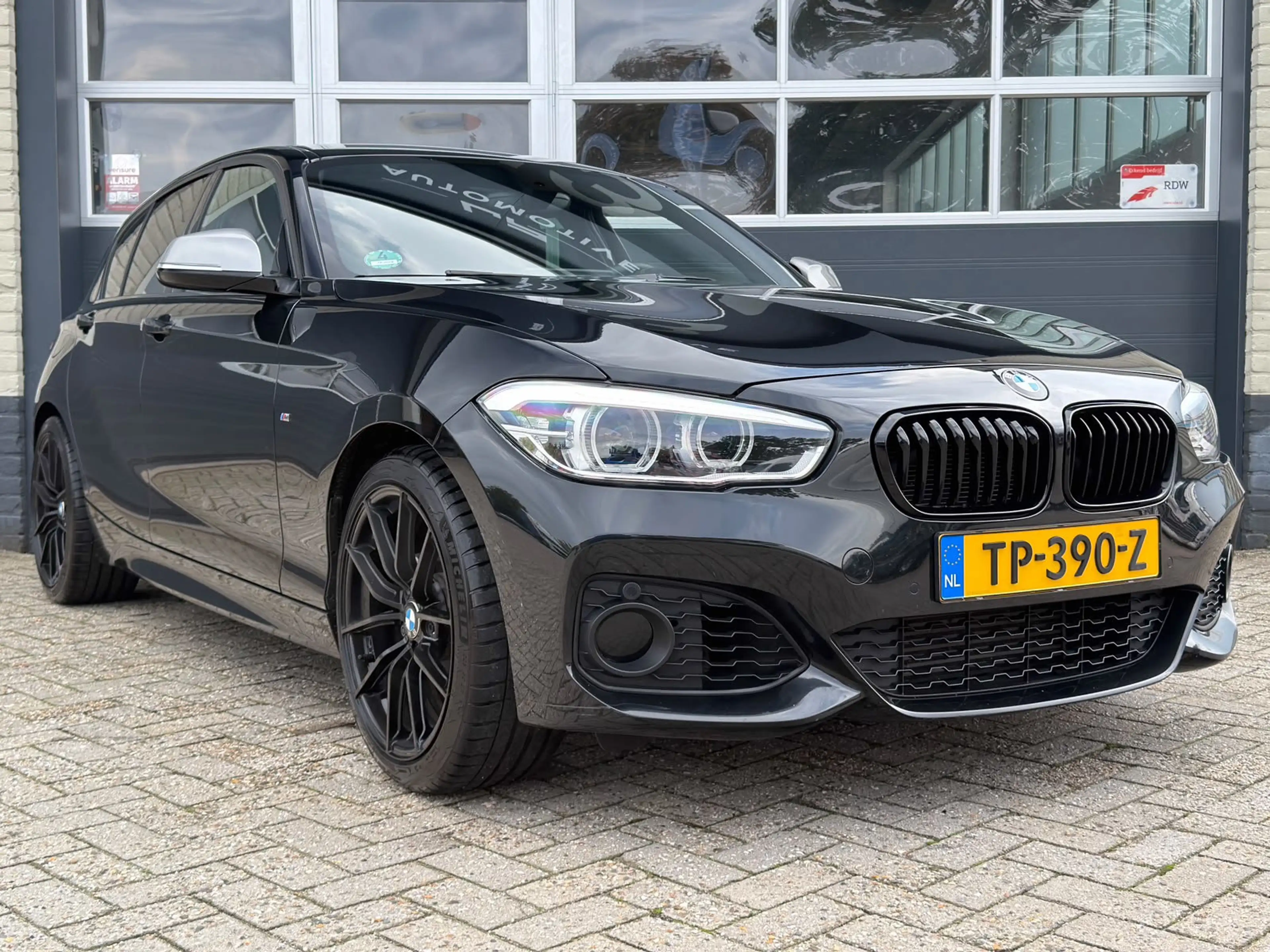 BMW 118 1-serie 118i High Exe. / M-pakket / NL-auto / Carp — photo 2