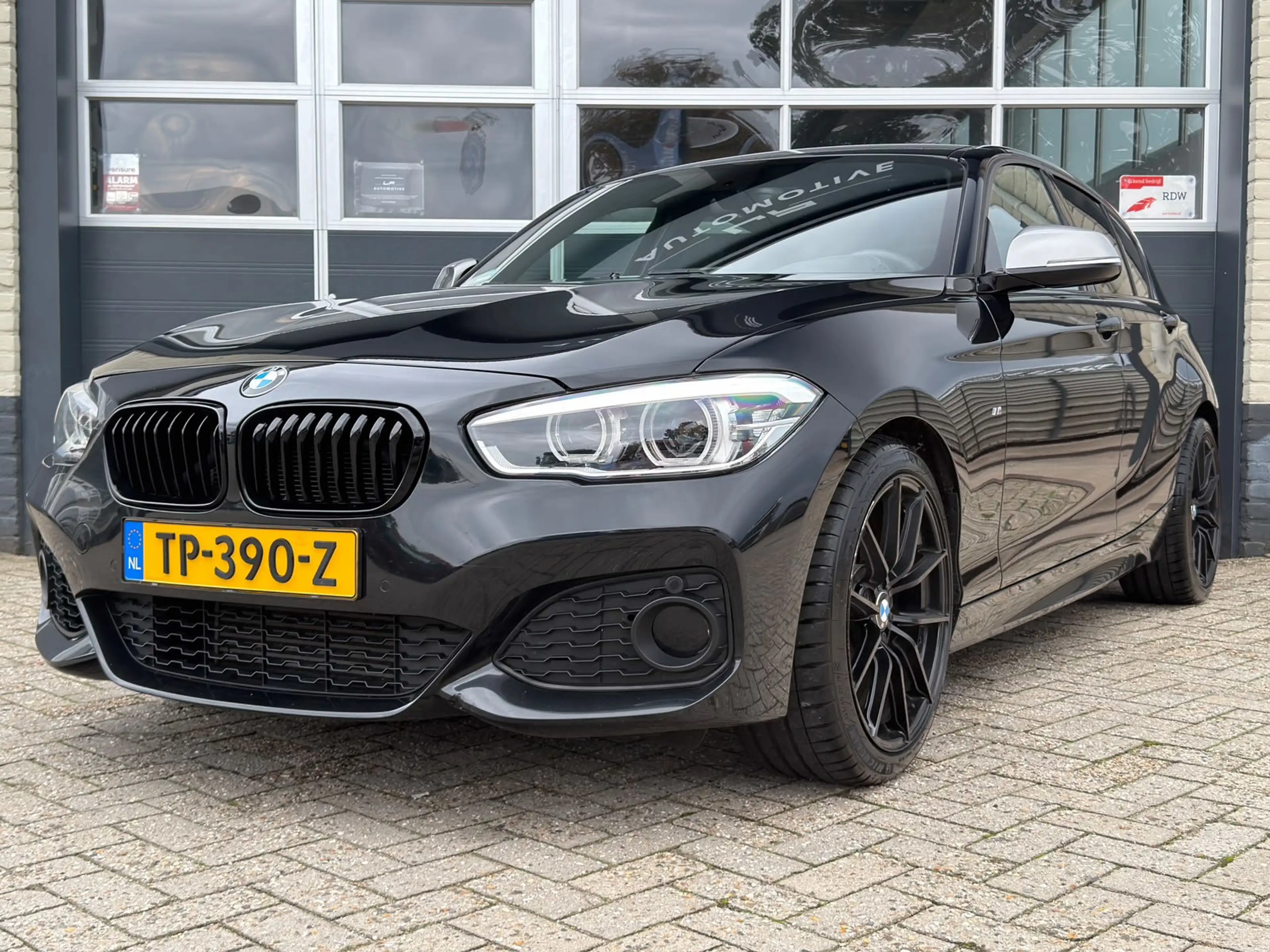 BMW 118 1-serie 118i High Exe. / M-pakket / NL-auto / Carp — photo 3