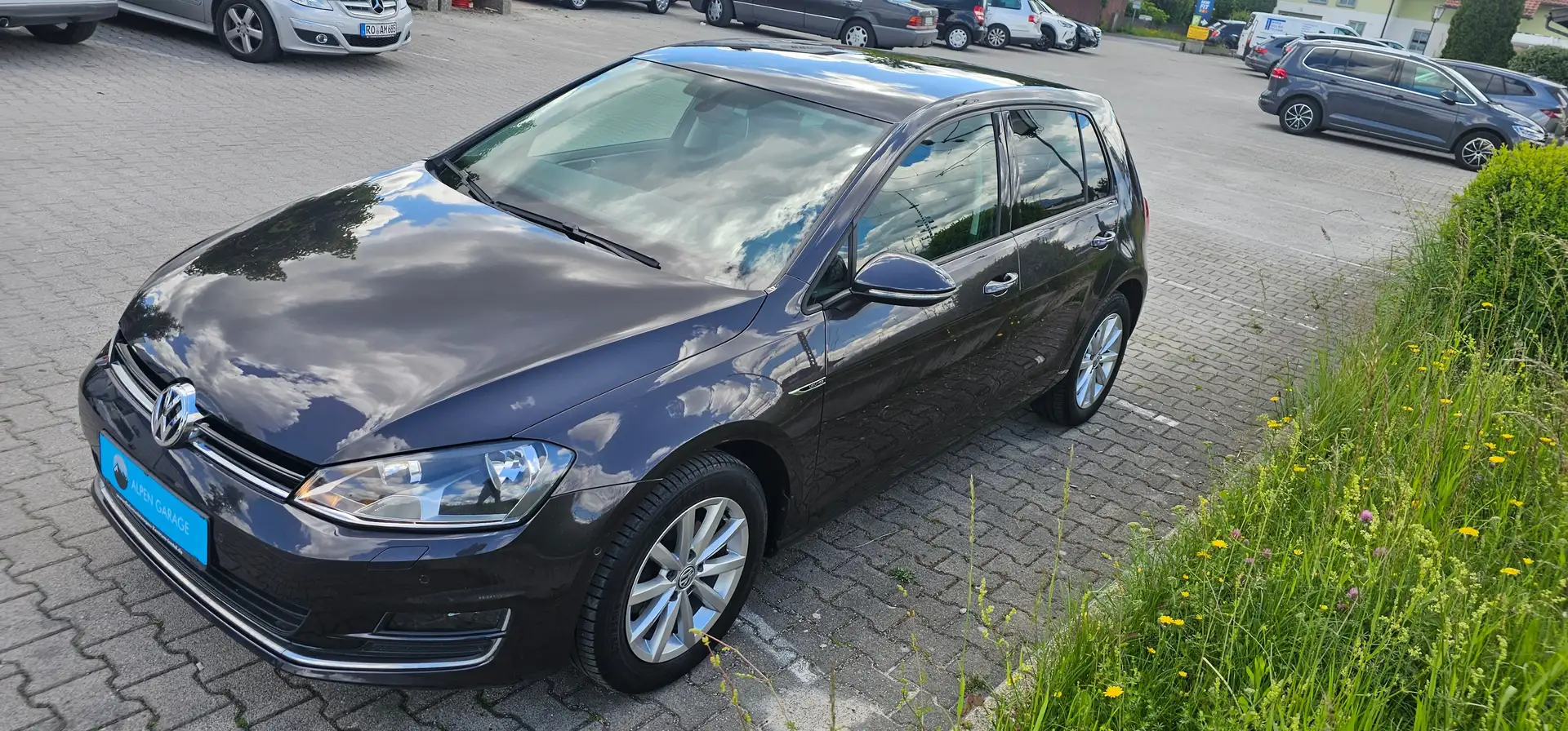 Volkswagen Golf 1.2*TSI*Limo*Lounge*SHZ*PDC*Klimaauto*Tempo*1.Hand Gris - 2