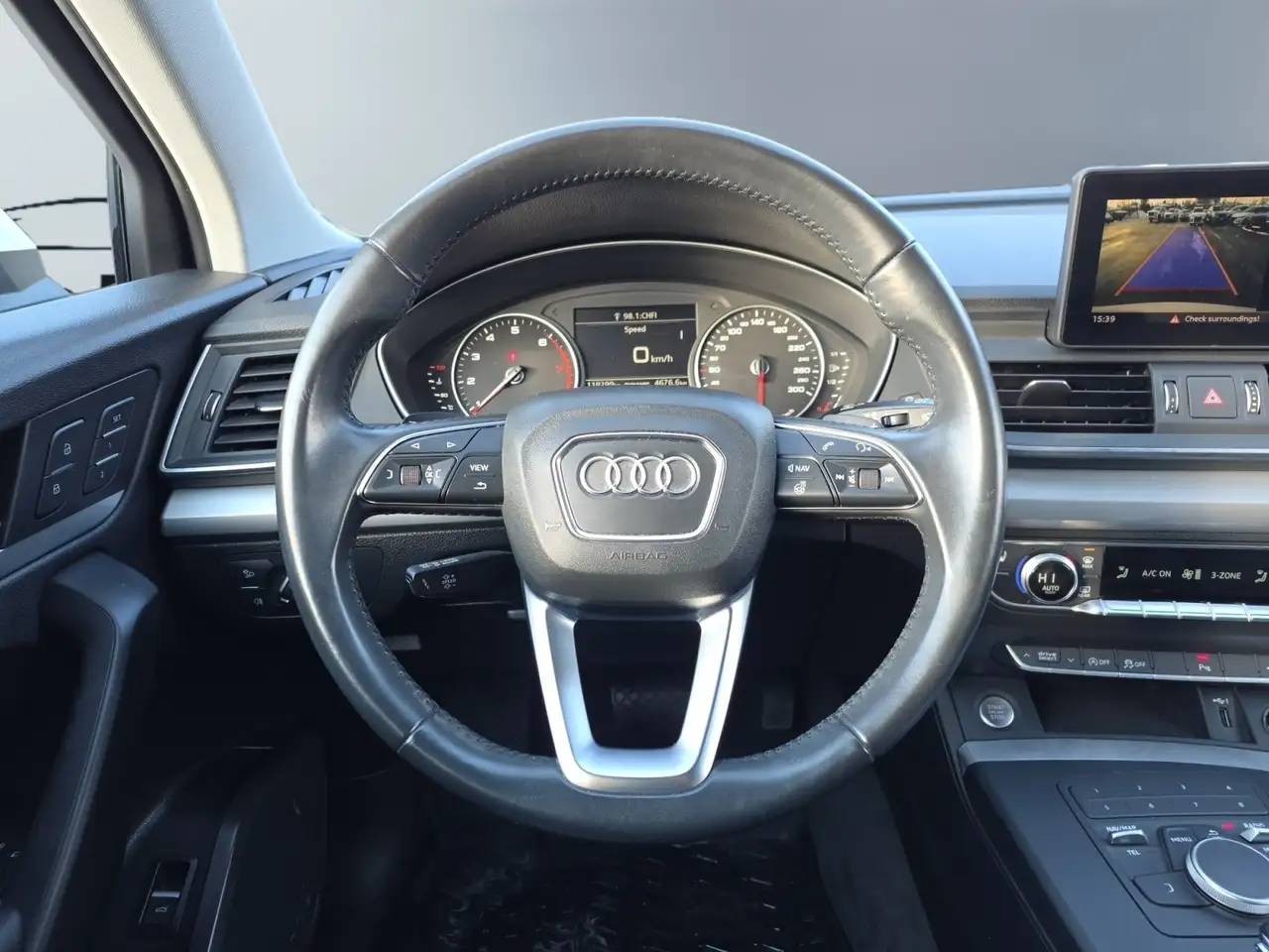 Audi Q5 снимка Audi Q5