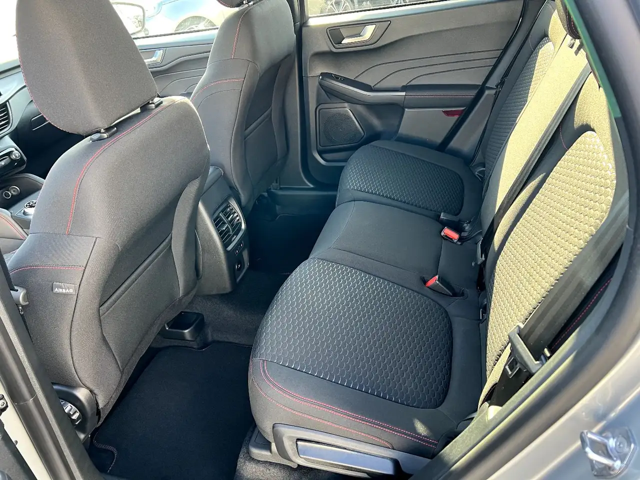 Ford Kuga 1.5 EcoBoost ST-Line LED Navi Kamera Sitzh. 12