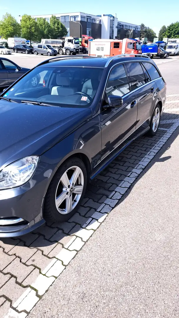 Mercedes-Benz E 350 E-Klasse T-Modell Diesel T CDI DPF 4Matic BlueEFFI Grau - 2