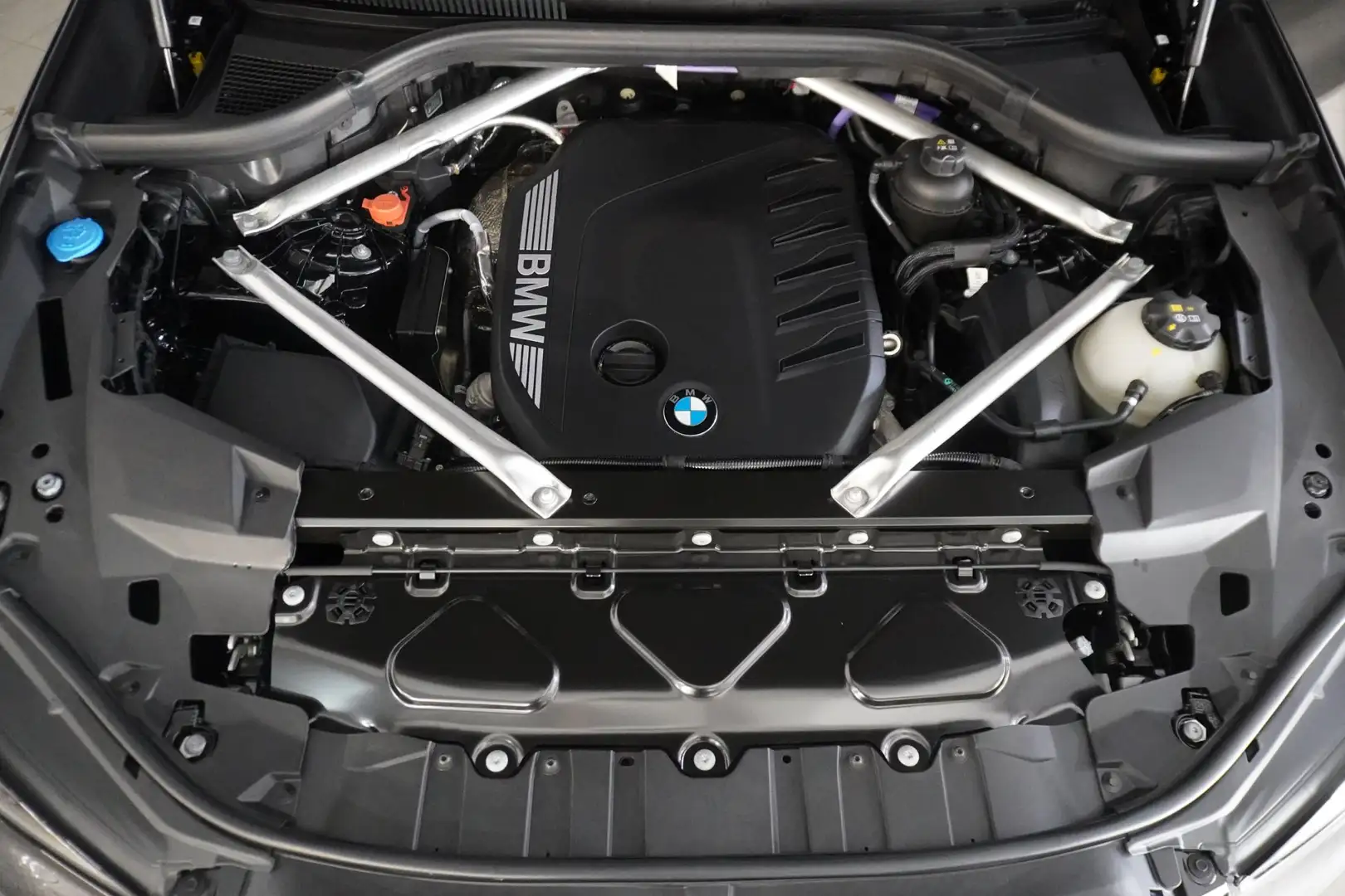 BMW X6 xDrive30d Schwarz - 2