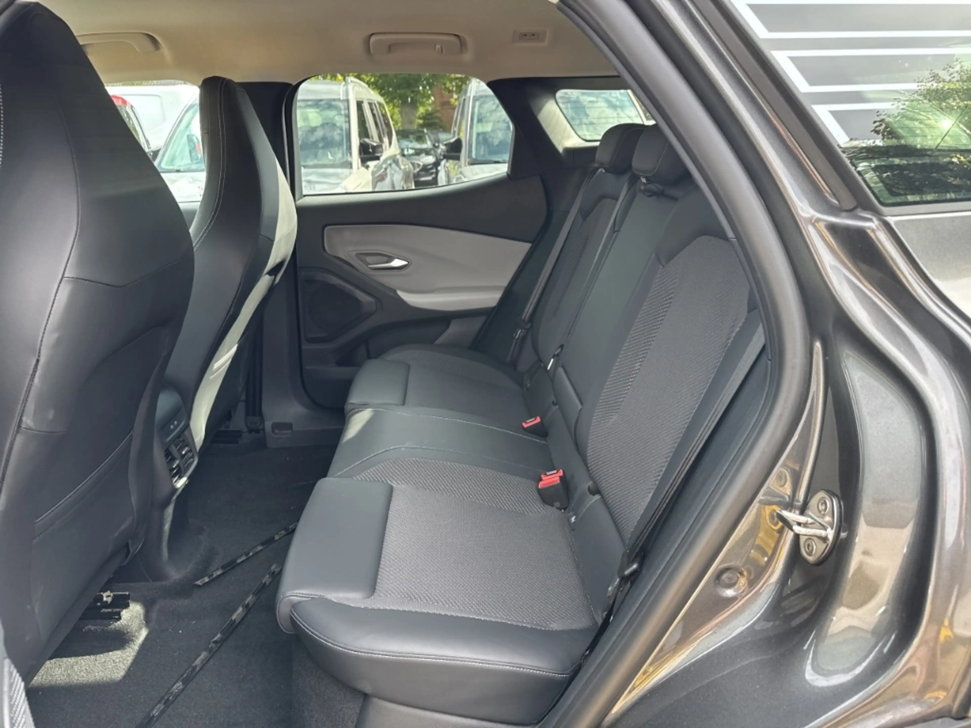 Ford Explorer SELECT 77KW/H / 210 KW EXTENDET RWD RANGE NAVI / L — photo 14