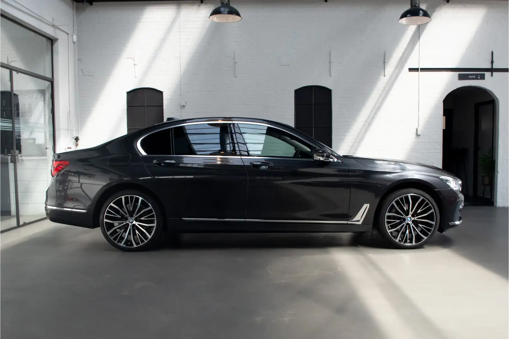 BMW 740 7-serie 740e iPerformance High Executive HEAD-UP / Gris - 2