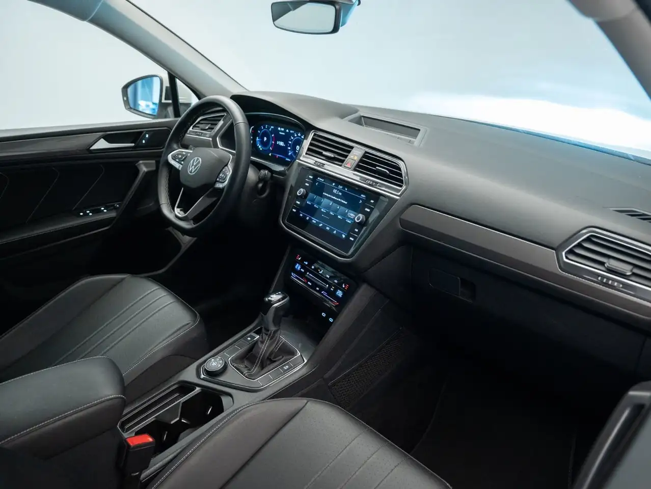 Volkswagen Tiguan снимка Volkswagen Tiguan
