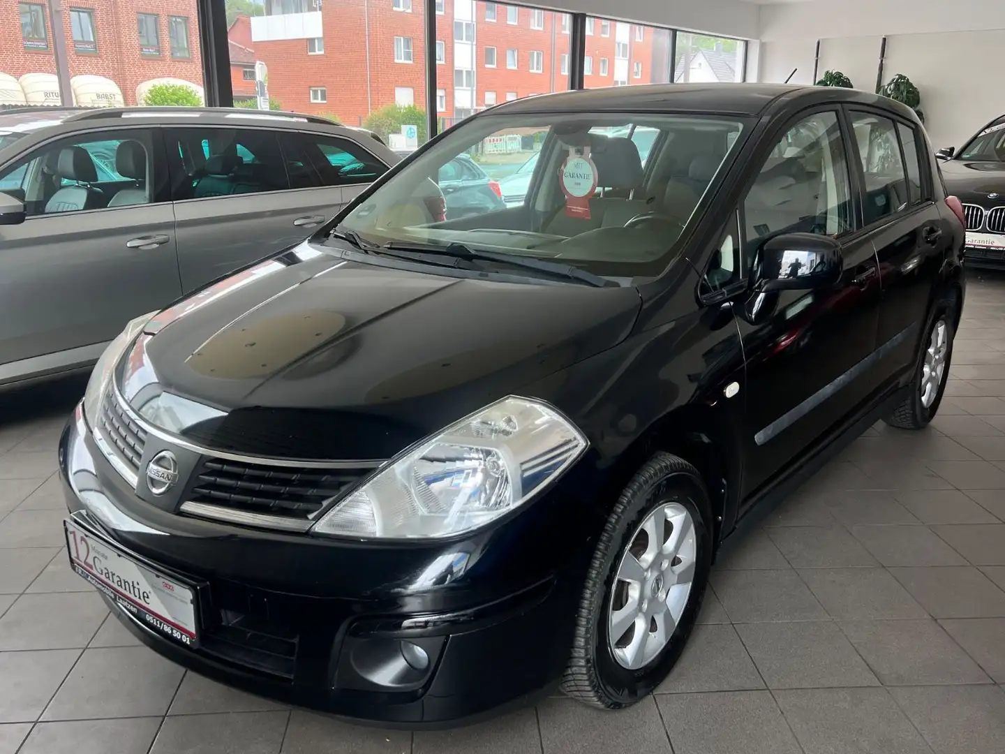 Nissan Tiida 1.8 Acenta MultiLenkrad~Bluetoth~6Gang~AHK Schwarz - 2