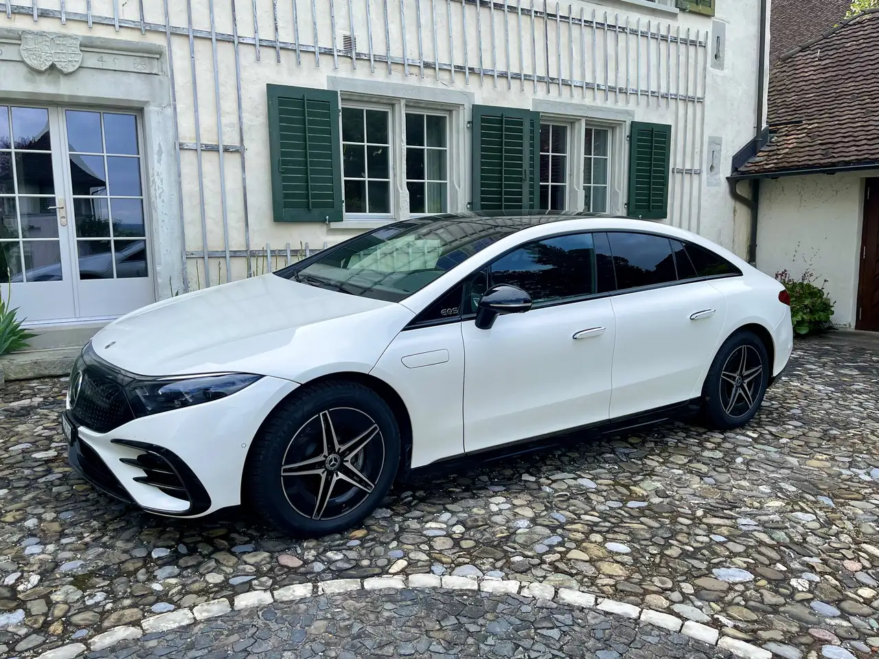Mercedes-Benz EQS