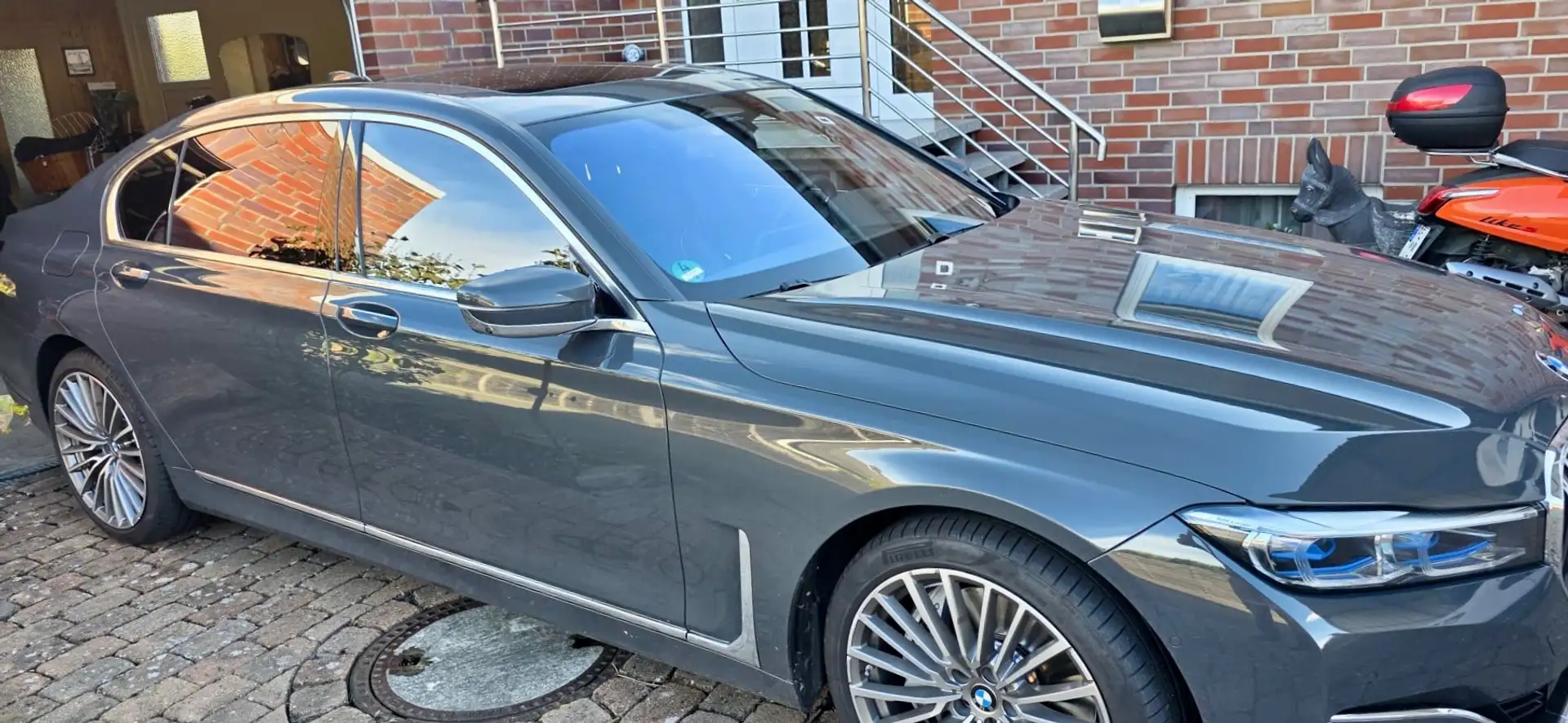 BMW 740 740Ld xDrive - 1