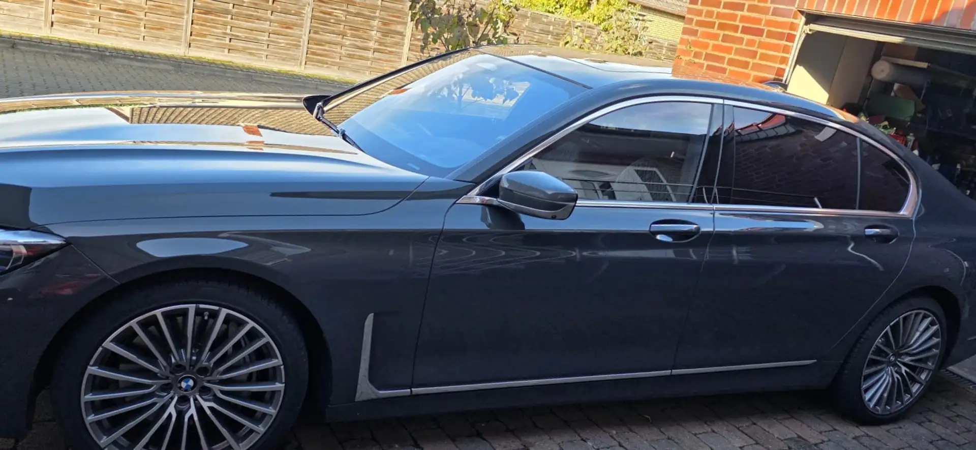 BMW 740 740Ld xDrive - 2