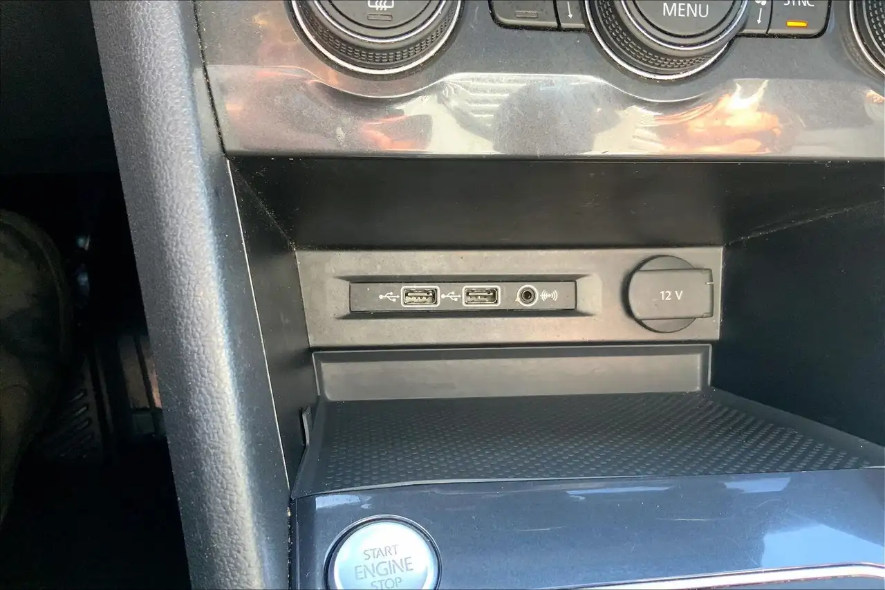 Volkswagen Tiguan снимка Volkswagen Tiguan