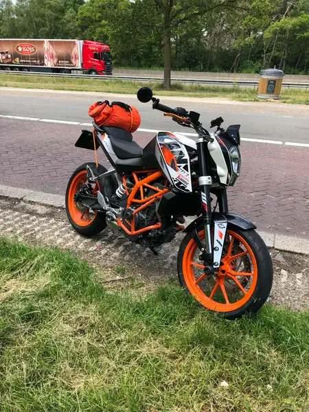 KTM 390 DUKE - foto 6