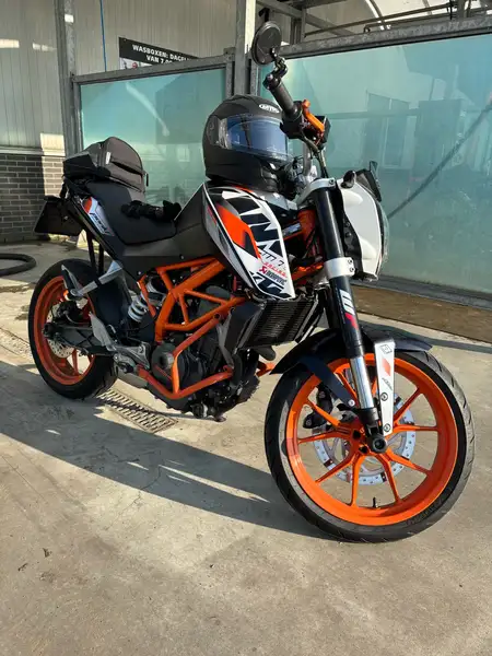 KTM 390 DUKE
