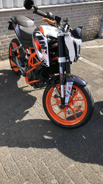 KTM 390 DUKE - foto 7