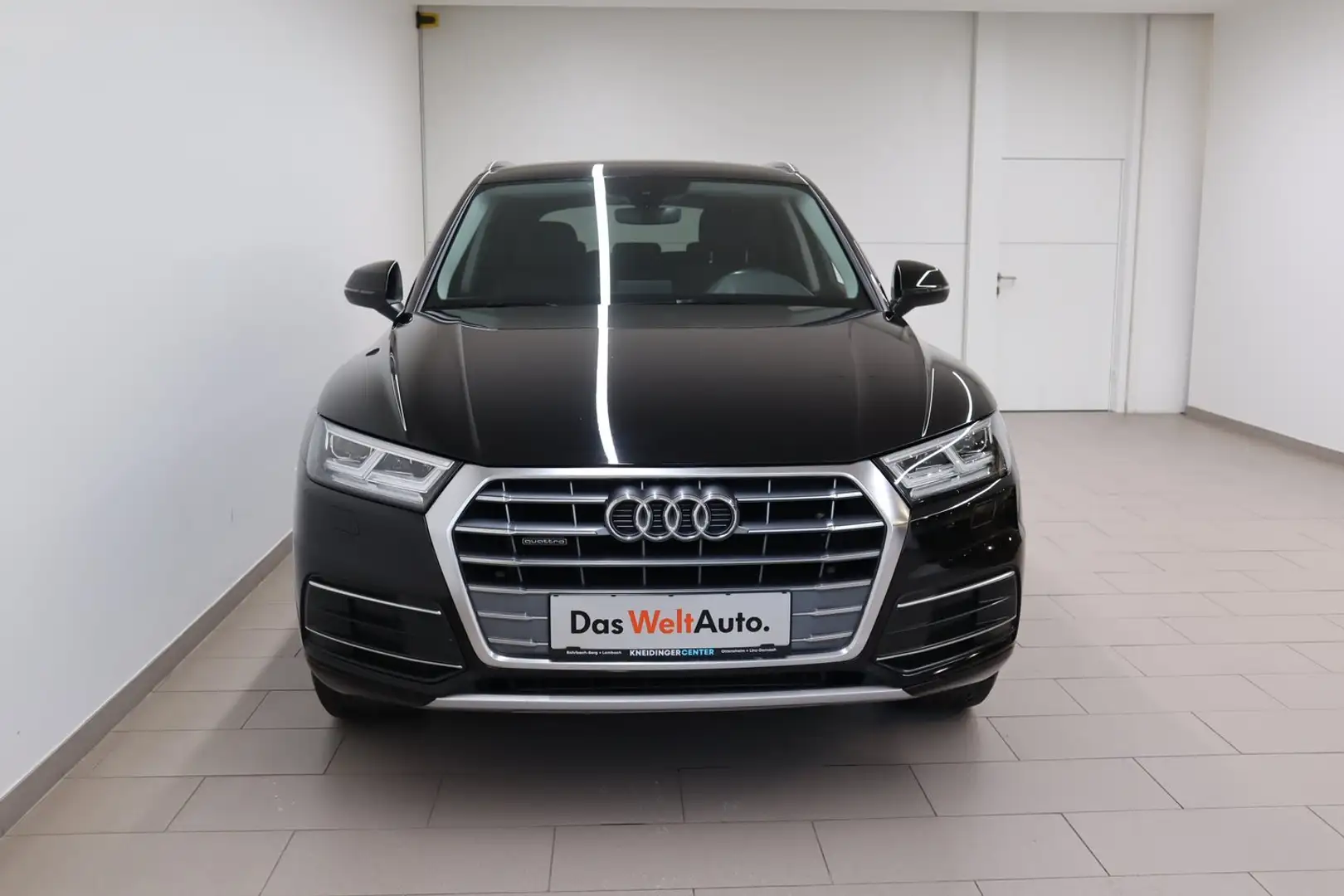 Audi Q5 2.0 TDI quattro Sport Schwarz - 2