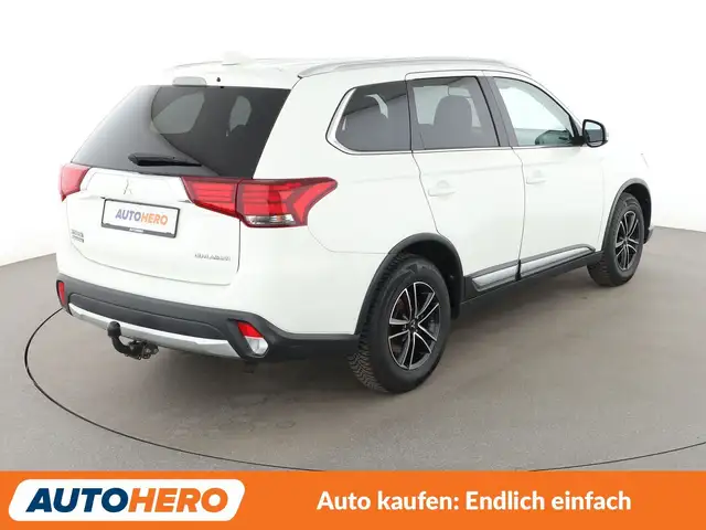 Mitsubishi Outlander view 6