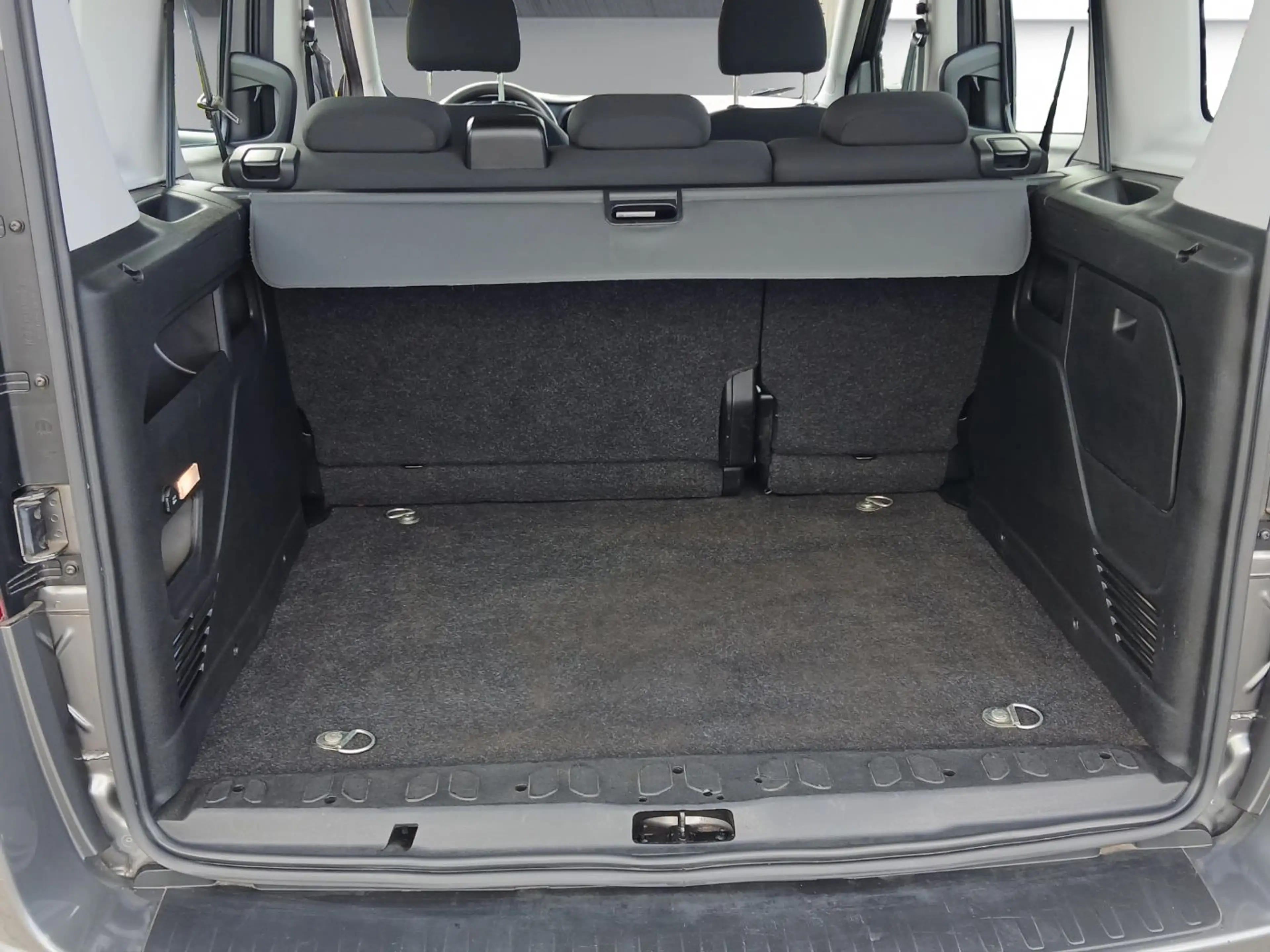 Fiat Doblo Doblò Kombi SX 5-Sitzer Anhängerkupplung, Klima — photo 13