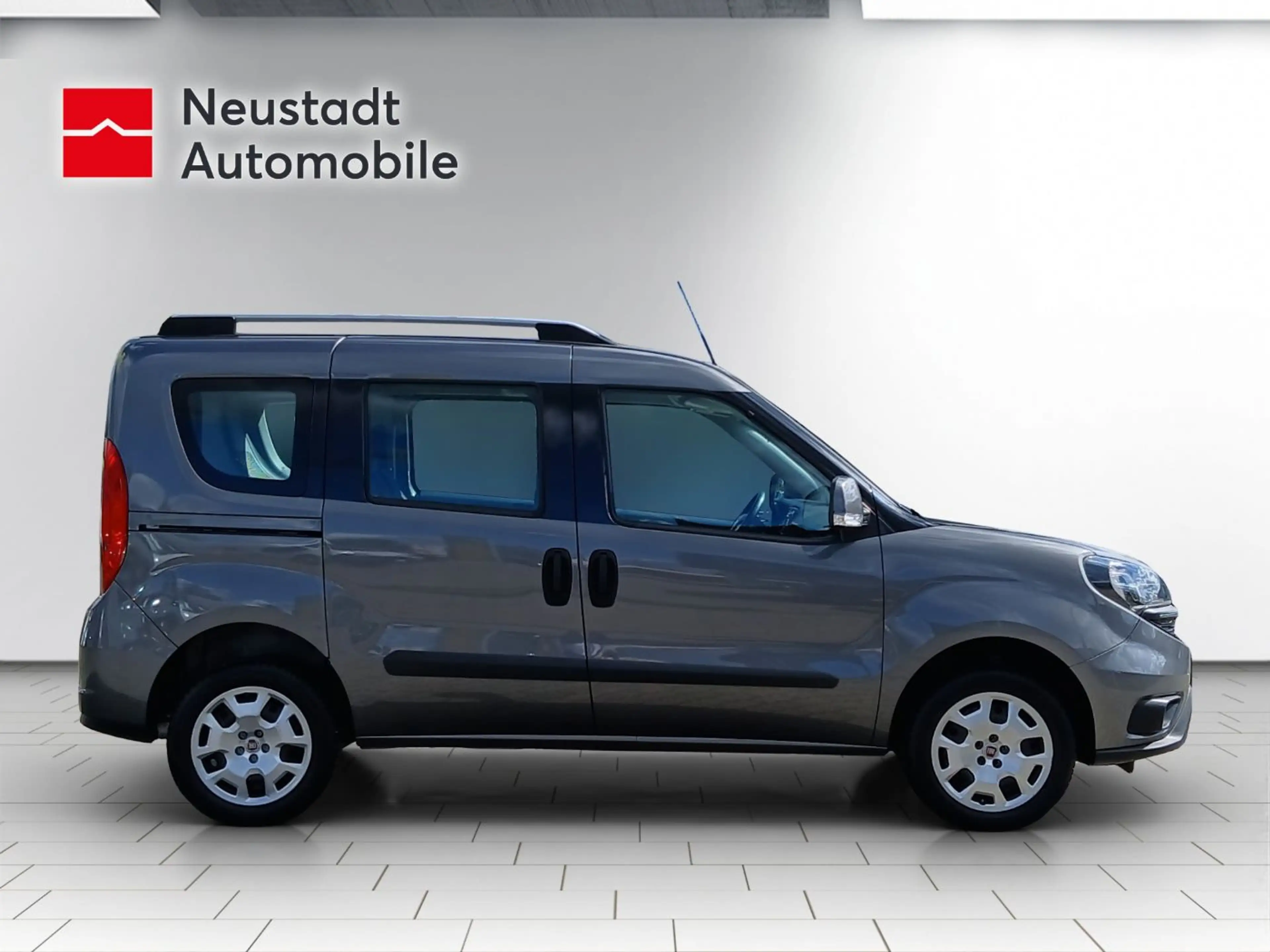 Fiat Doblo Doblò Kombi SX 5-Sitzer Anhängerkupplung, Klima — photo 5