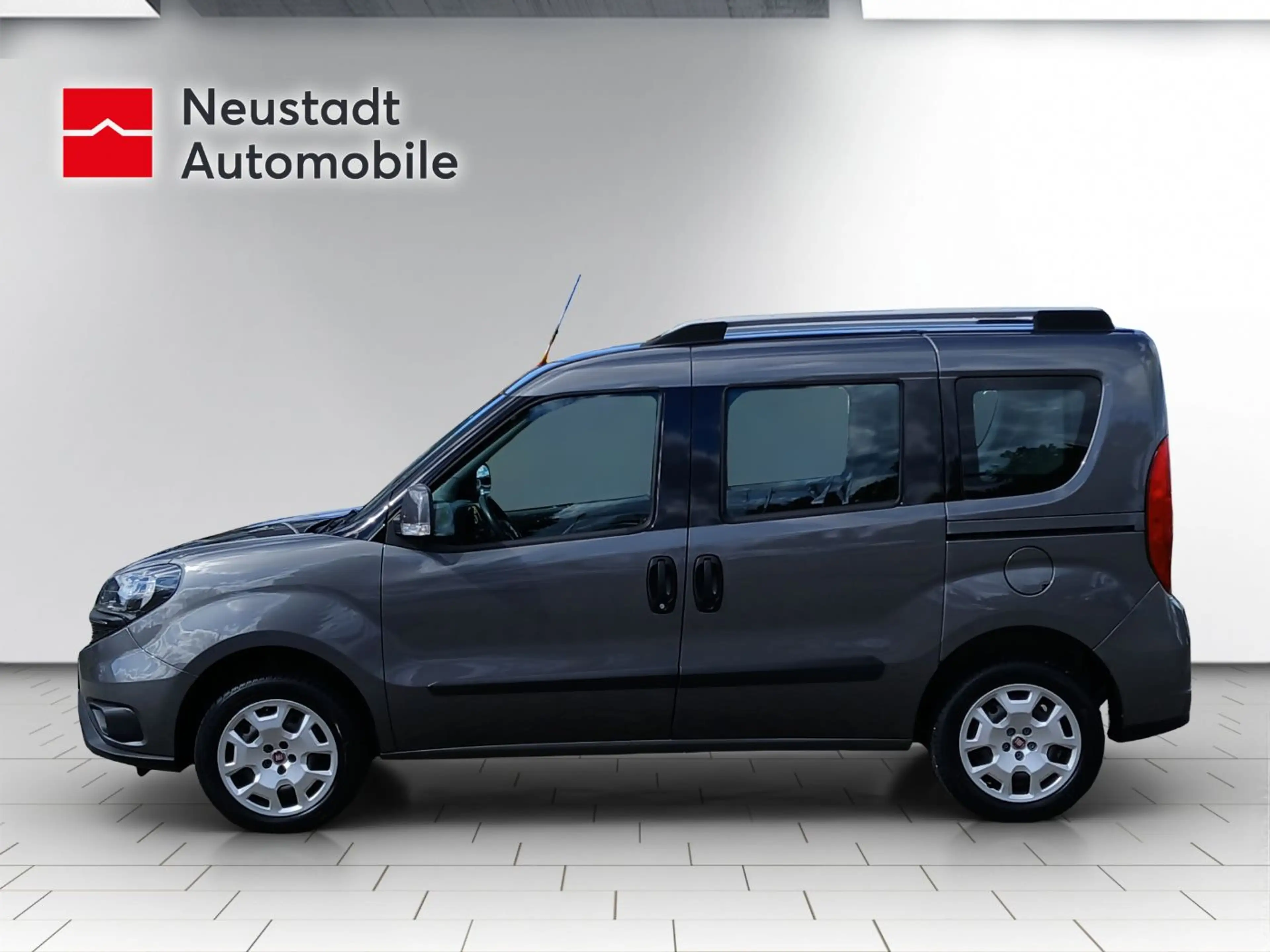 Fiat Doblo Doblò Kombi SX 5-Sitzer Anhängerkupplung, Klima — photo 2