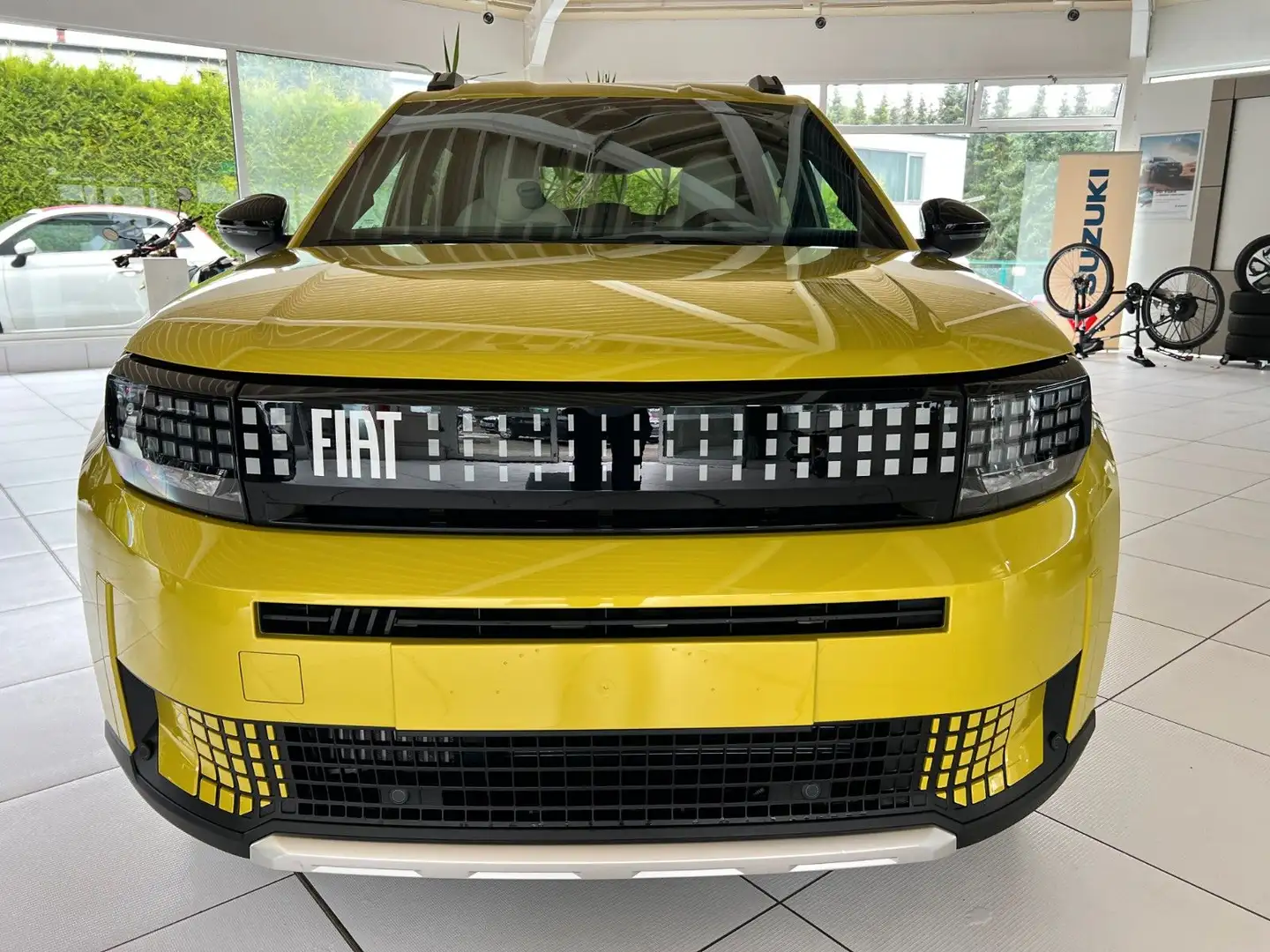 Fiat Grande Panda 1.2 Hybrid eDCT La Prima Jaune - 2