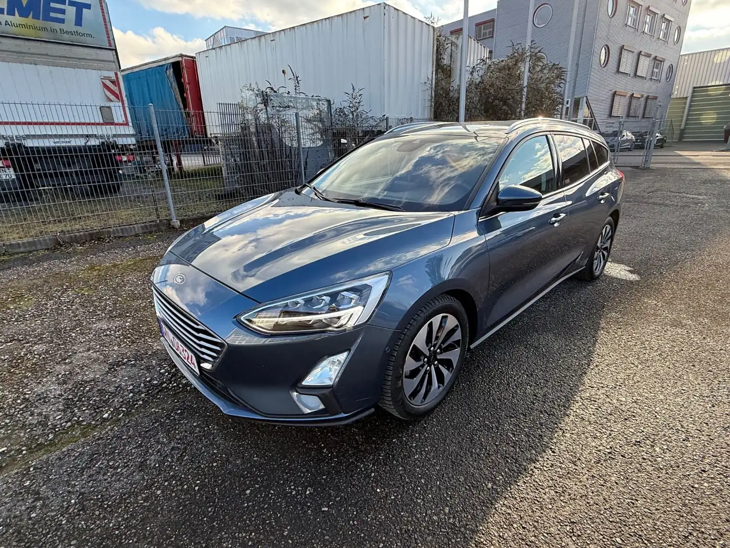 Ford Focus Turnier Cool & Connect*AHK*Kamara Blau - 2
