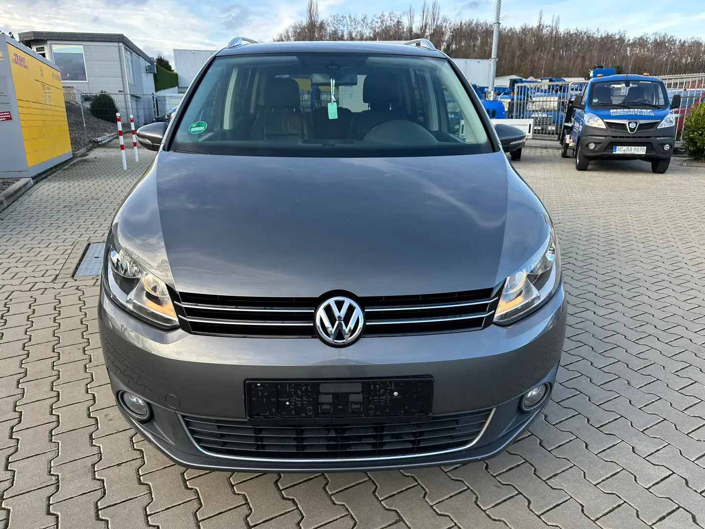 Volkswagen Touran Highline 2.0 Tdi Leder Navi 7 Sitze Gris - 2