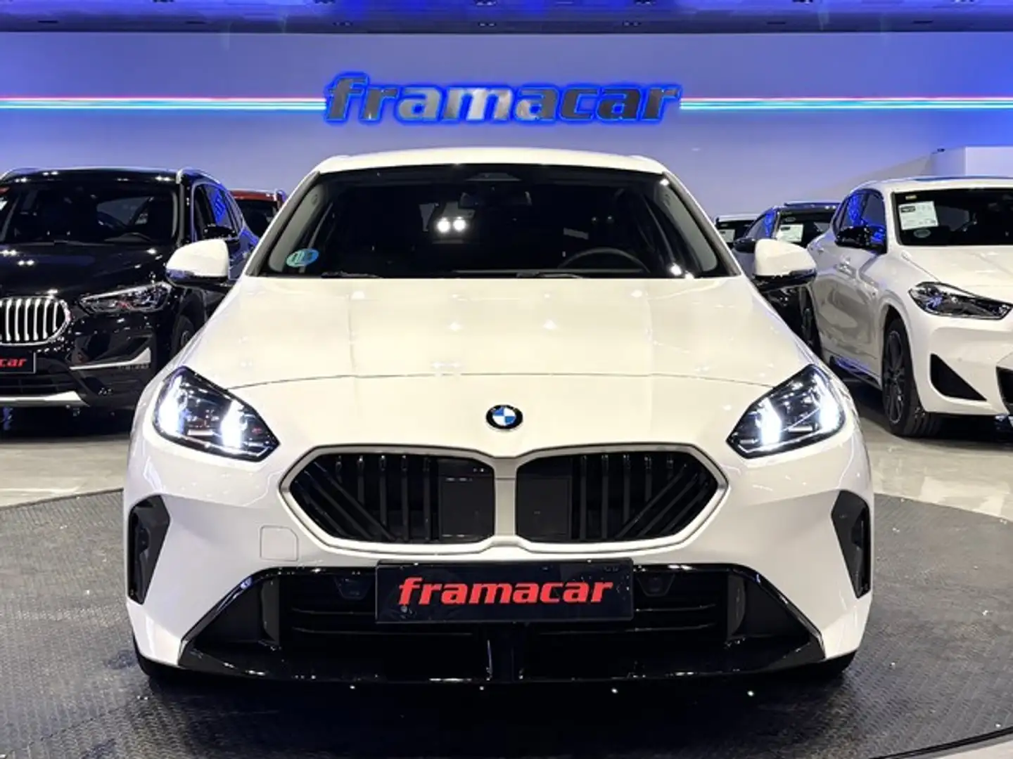 BMW 116 120dA Blanc - 2