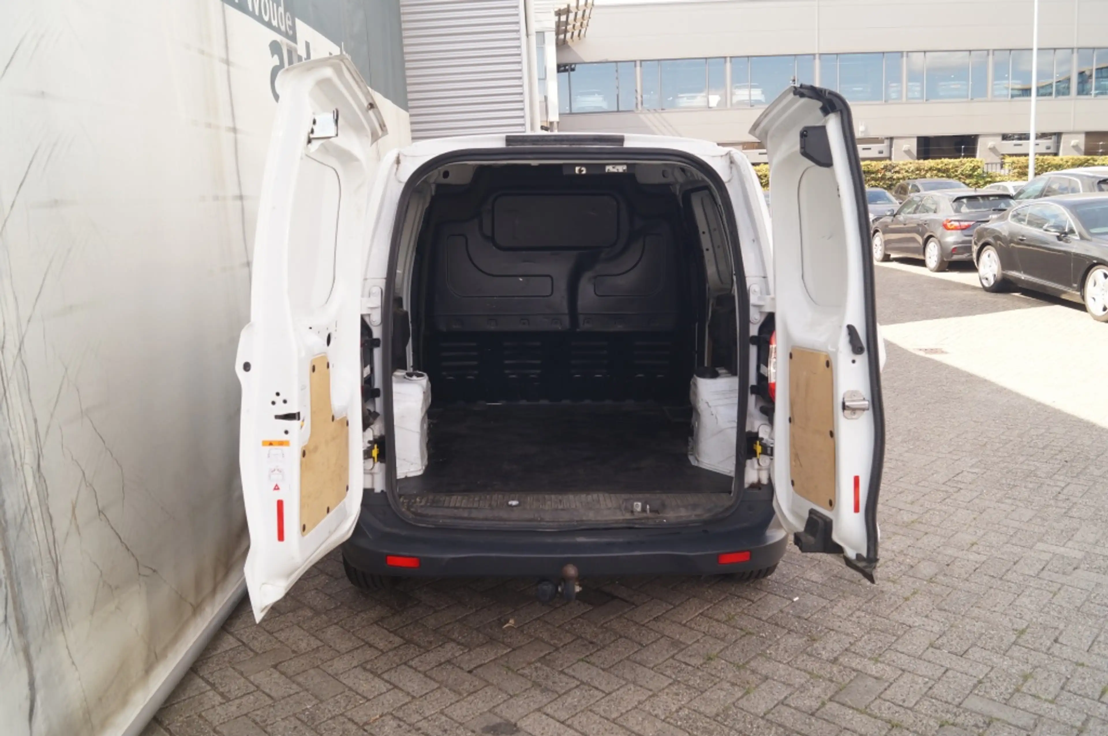 Ford Transit Courier 1.5 TDCI Trend Dura — photo 20