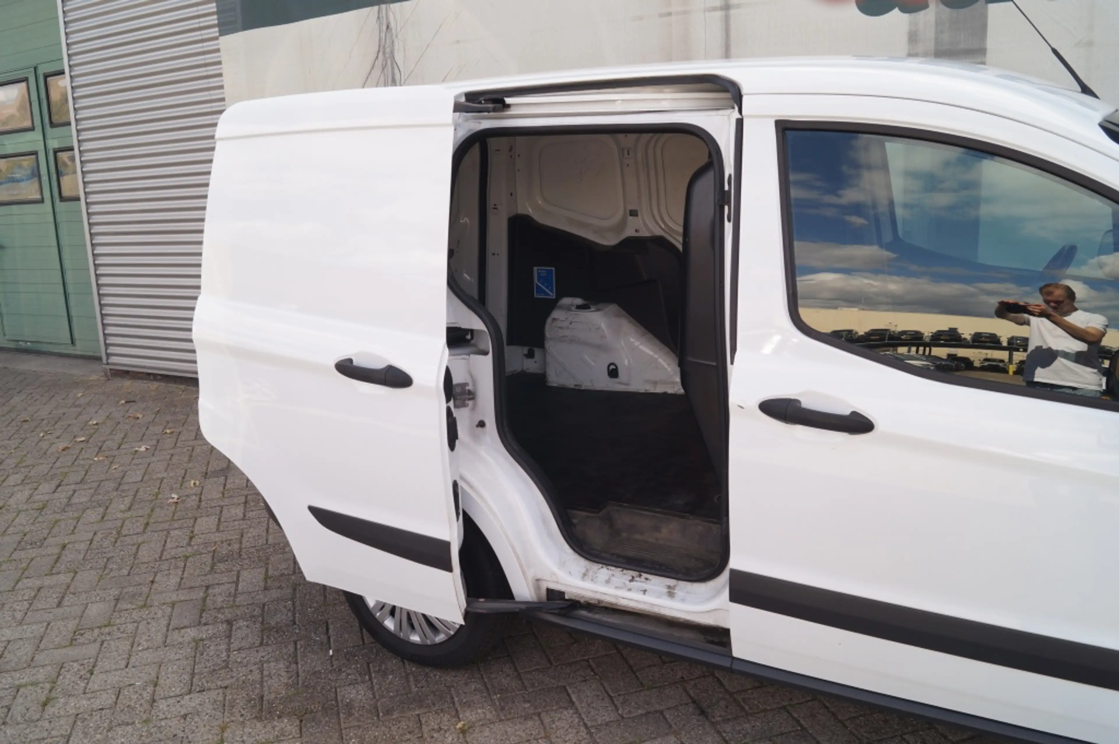 Ford Transit Courier 1.5 TDCI Trend Dura — photo 21