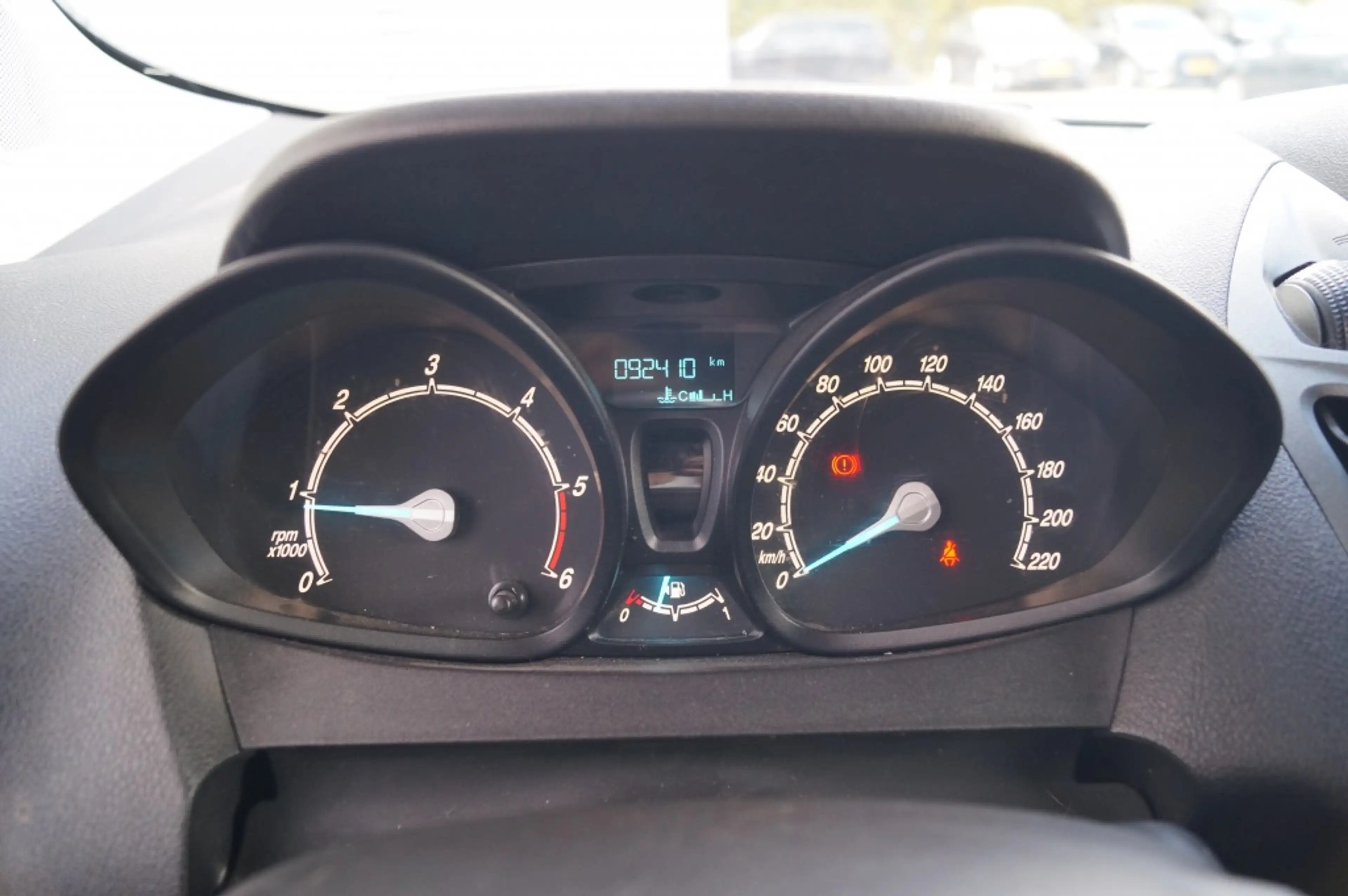Ford Transit Courier 1.5 TDCI Trend Dura — photo 9