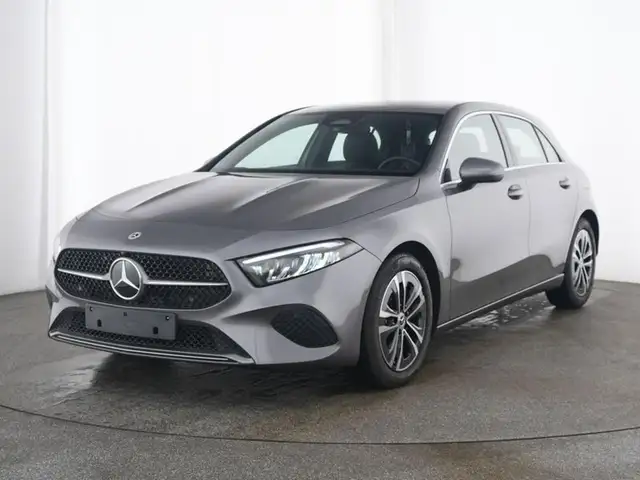 Mercedes-Benz A 180 Automatic Progressive Advanced