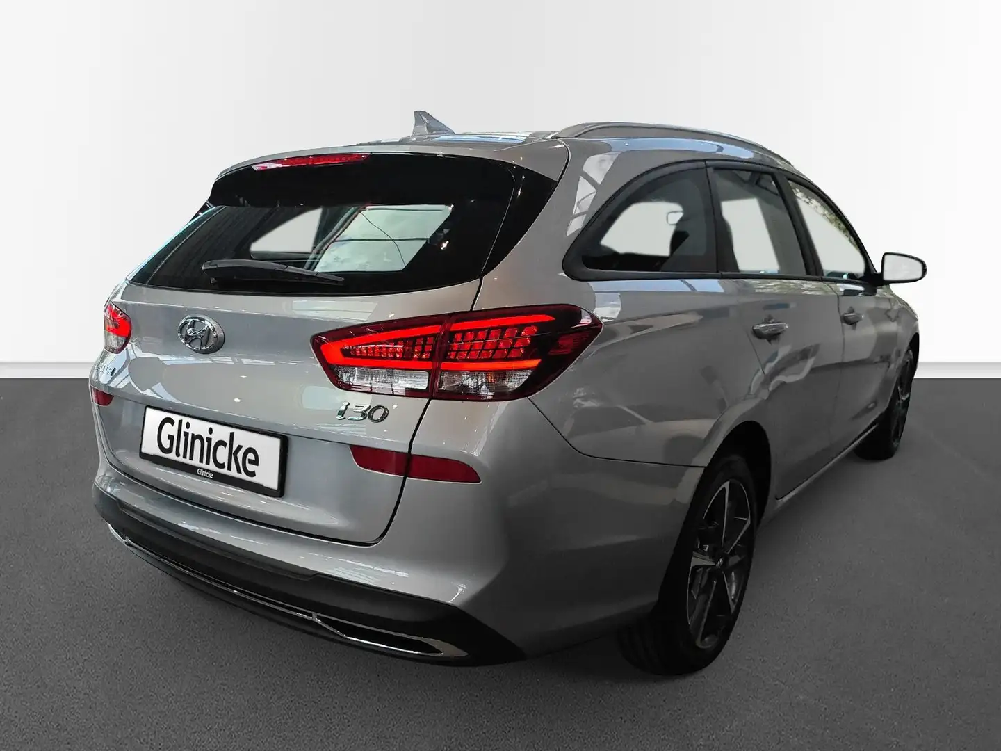 Hyundai i30 Trend*LEDP*NaviP*SitzHeiz*LenkrHeiz Silber - 2