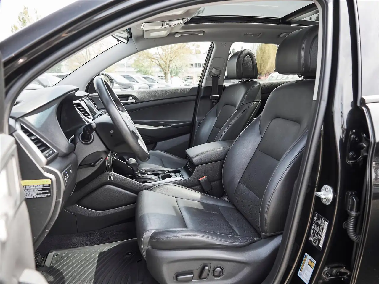 Hyundai TUCSON снимка Hyundai TUCSON
