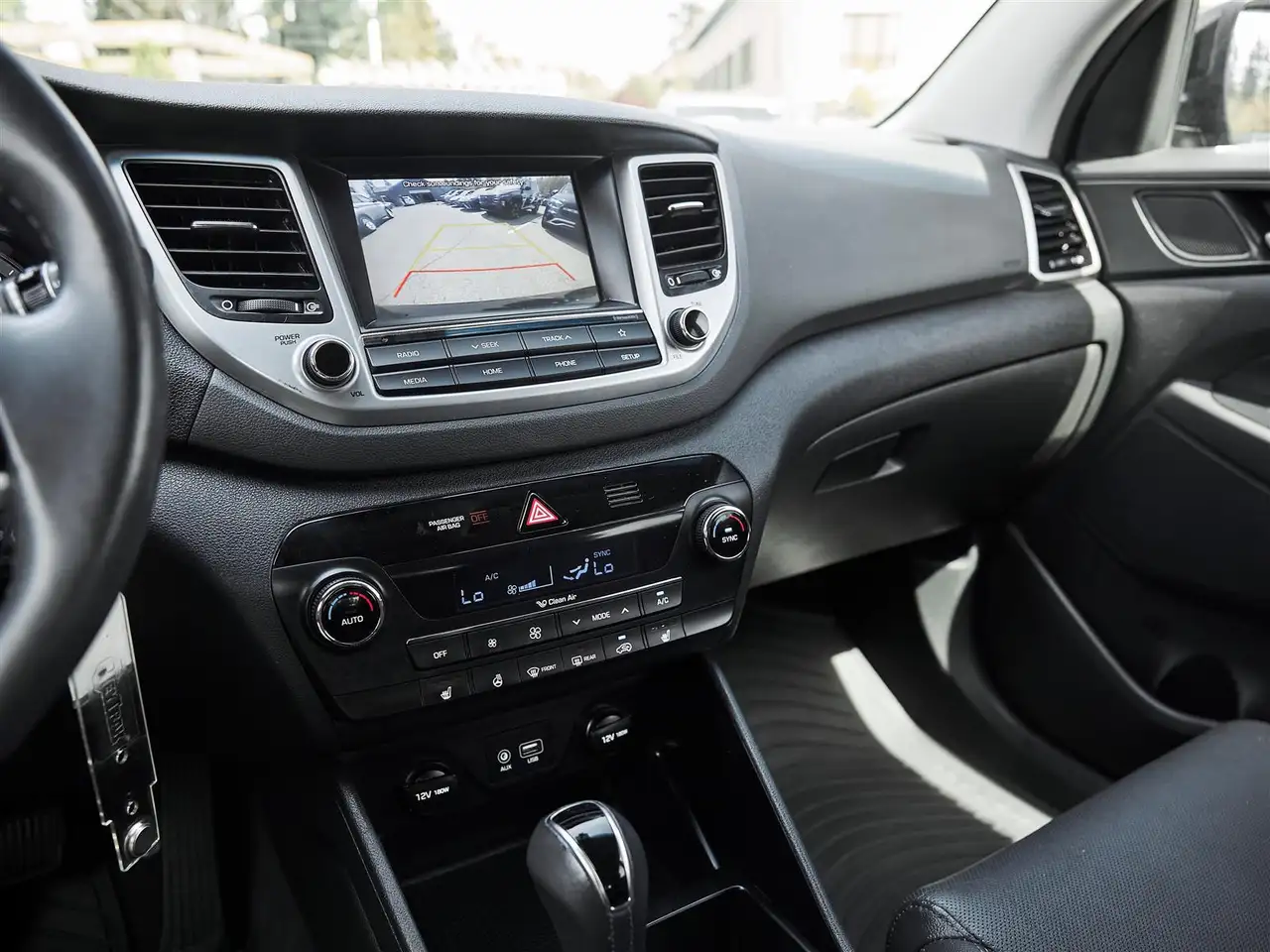 Hyundai TUCSON снимка Hyundai TUCSON