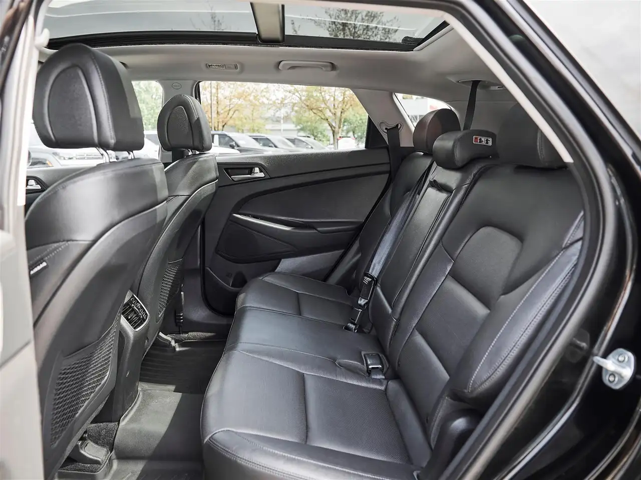 Hyundai TUCSON снимка Hyundai TUCSON