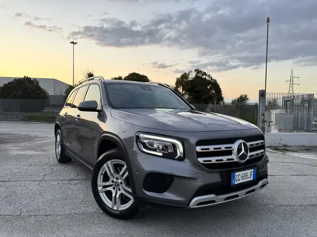 Mercedes-Benz GLB 180 d Sport - Luci Ambient Navi 18