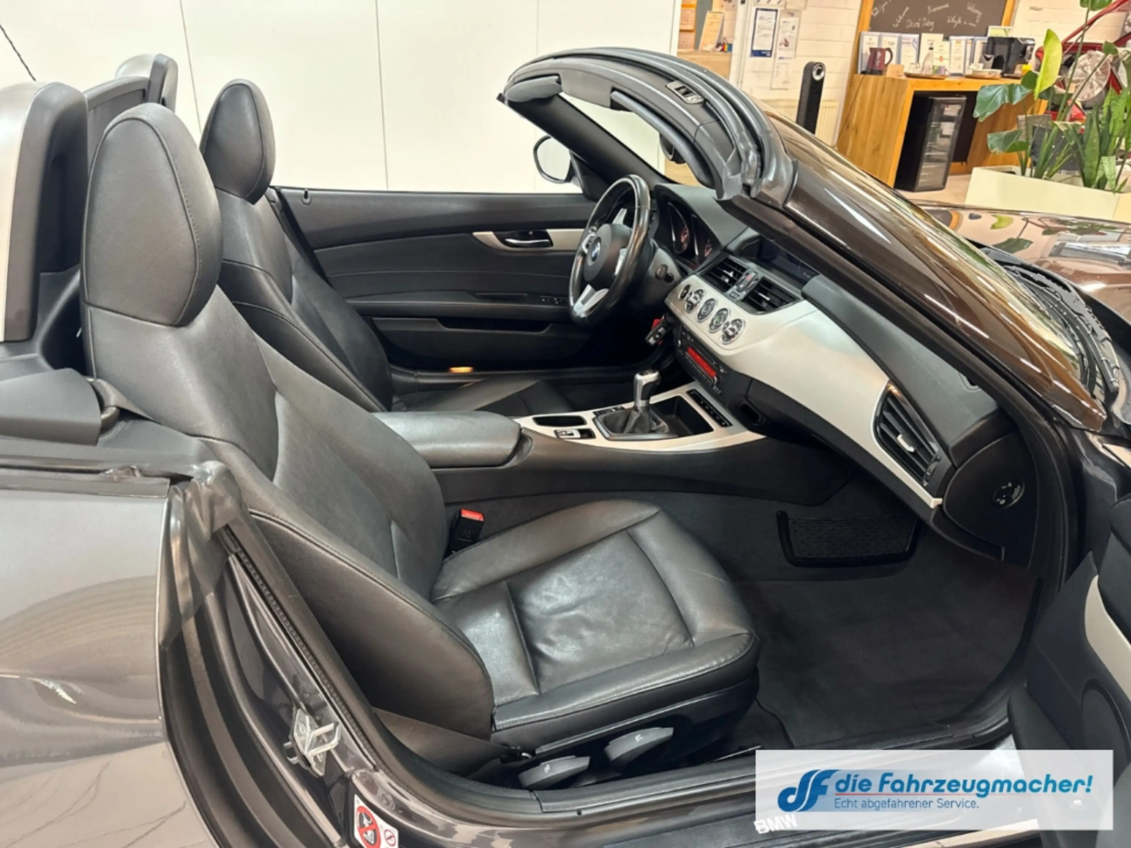 BMW Z4 sdrive 18 i Roadster El. Verdeck AD Leder Xenon Kl — photo 10