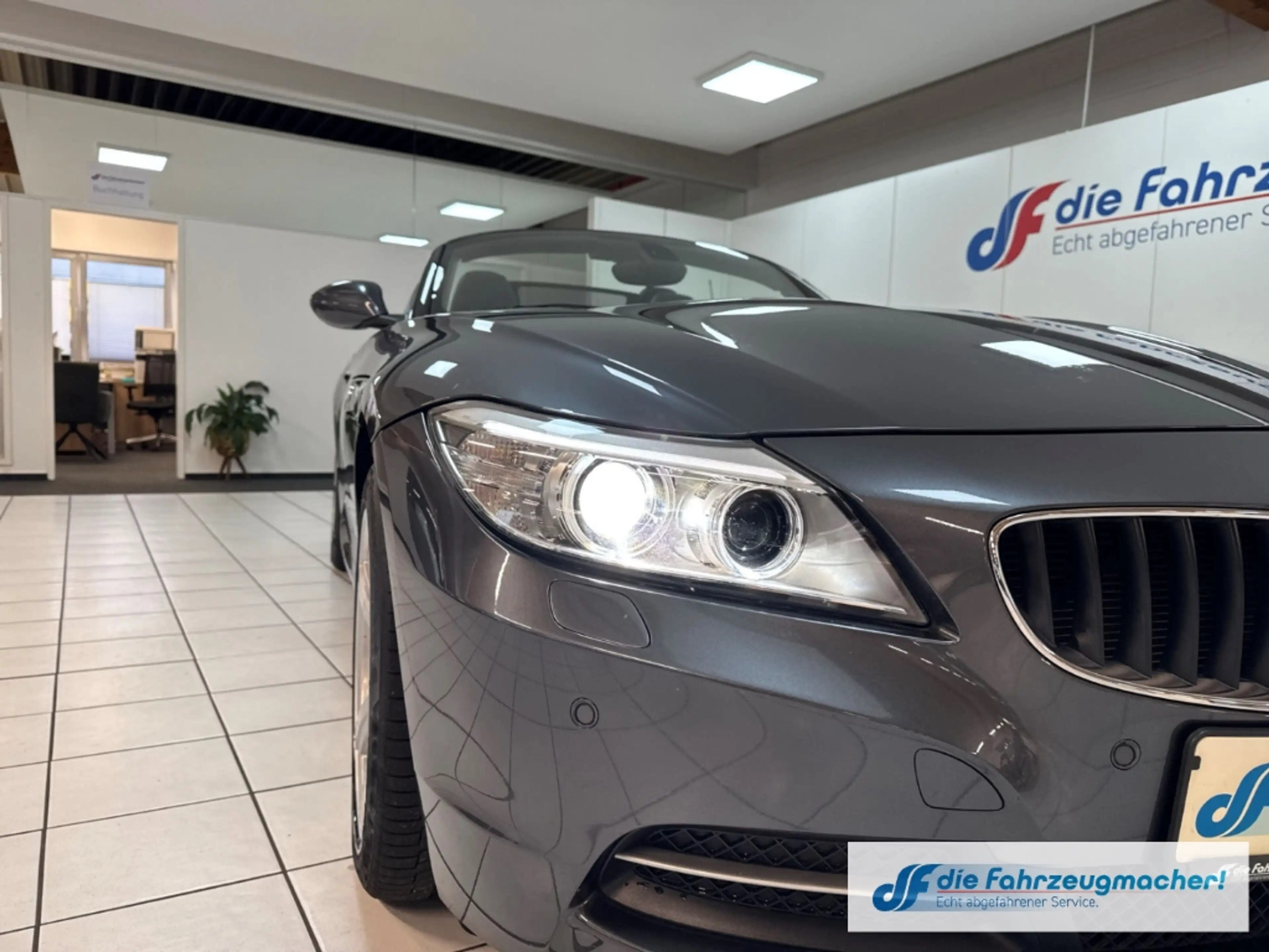 BMW Z4 sdrive 18 i Roadster El. Verdeck AD Leder Xenon Kl — photo 8